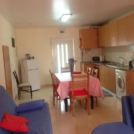 Casa Alegre Apartamento *