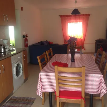 Casa Alegre Apartamento Travancinha